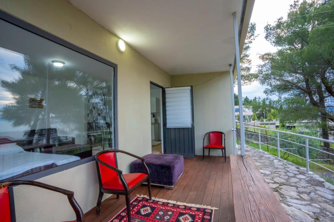 Among The Trees Villa Shiroka ภายนอก รูปภาพ